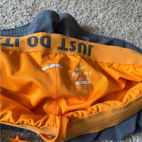 Nike Gray and Orange Athletic Shorts Lightweight Design - Picture 4 of 4